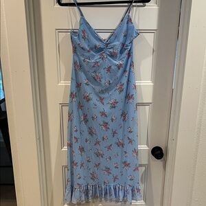 Elegant Blue Floral Midi Dress